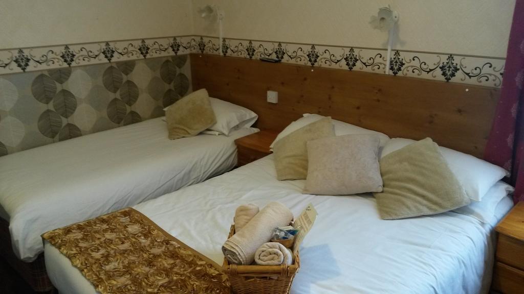 The Derby Hotel Blackpool Room photo